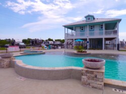 pool RV Park Texas City La Marque rv resort near texas city galveston bacliff san leon I45 tanger outlet